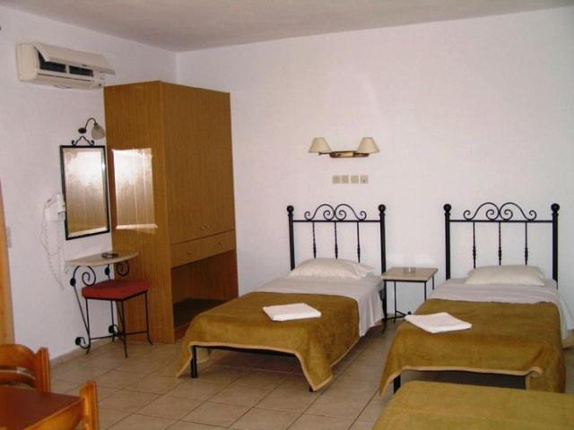 Newcastle Studios Malia  Room photo